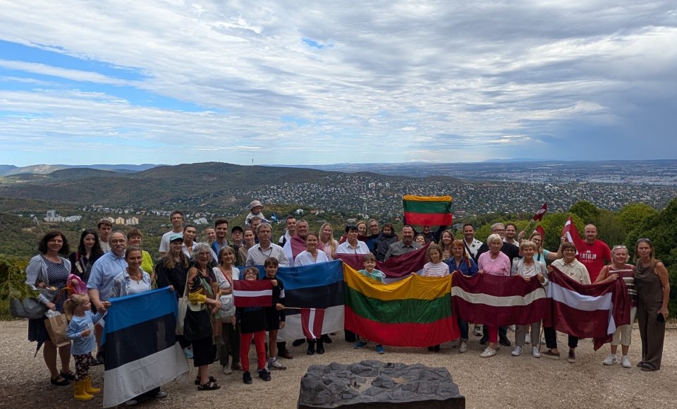 Lietuva Latvija ir Estija pirmą kartą surengė bendrą Baltijos kelio metinių minėjimą Vengrijoje